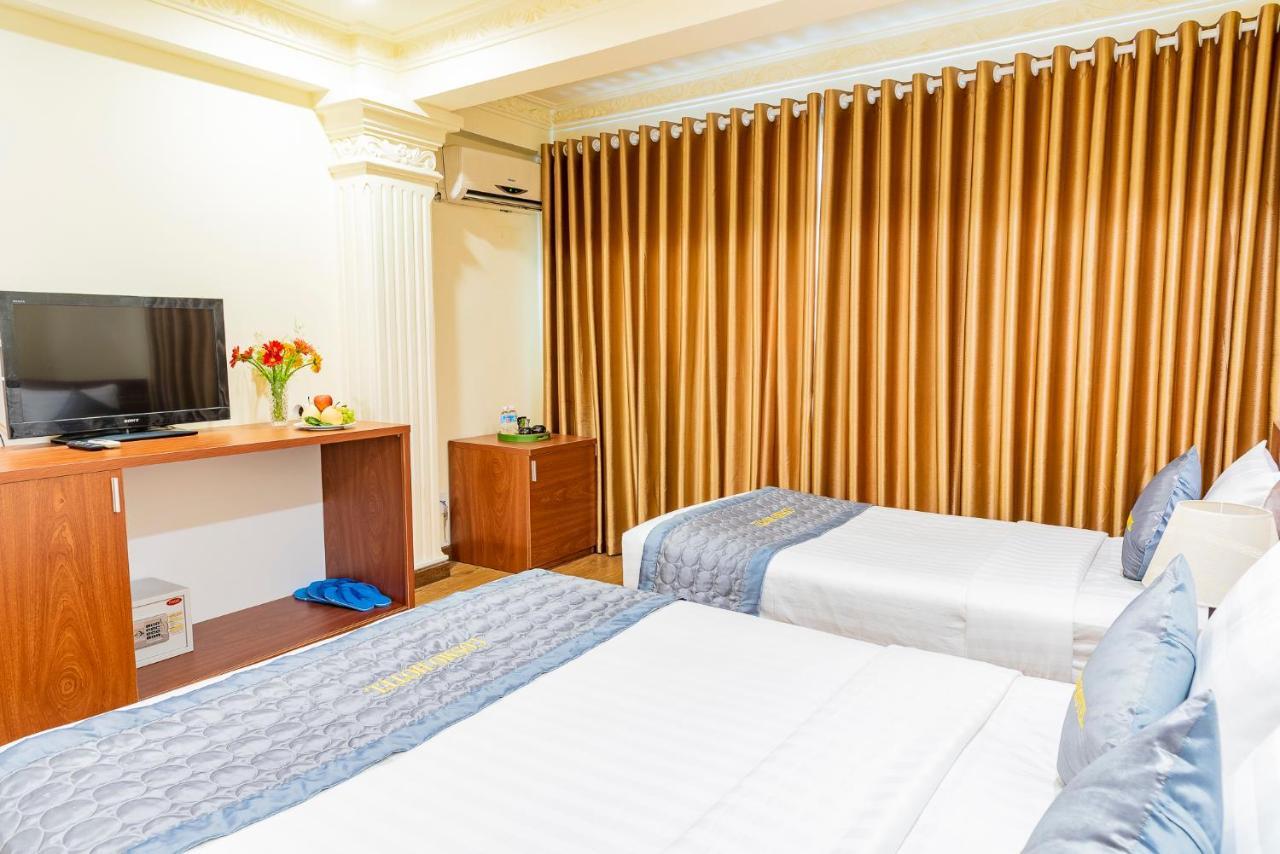 Cosmo Square Hotel Thành Pho Ho Chí Minh Esterno foto
