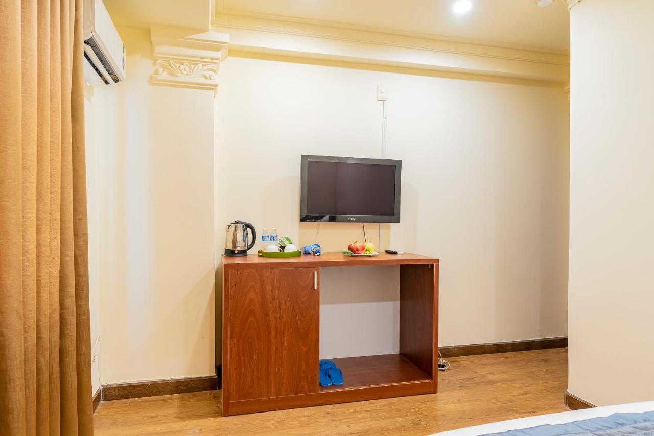 Cosmo Square Hotel Thành Pho Ho Chí Minh Esterno foto